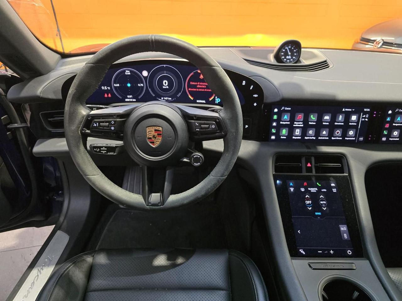 PORSCHE Taycan 4S Performance