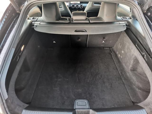 MERCEDES-BENZ CLA 180 d Automatic Shooting Brake Premium