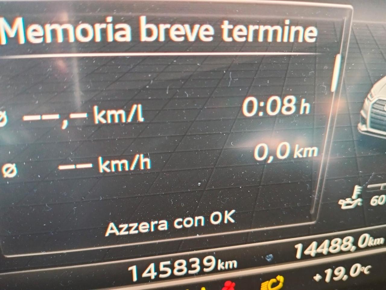 Audi A3 L Sedan 2.0 TDI 184 CV quattro S-Tronic - SINISTRATA