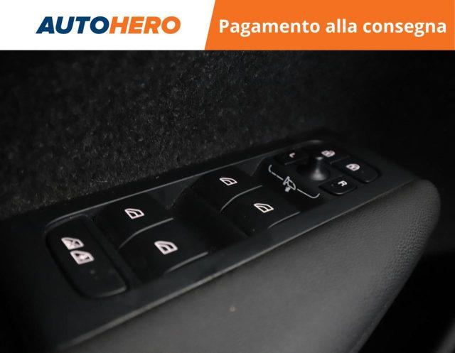 VOLVO XC40 B3 automatico Core