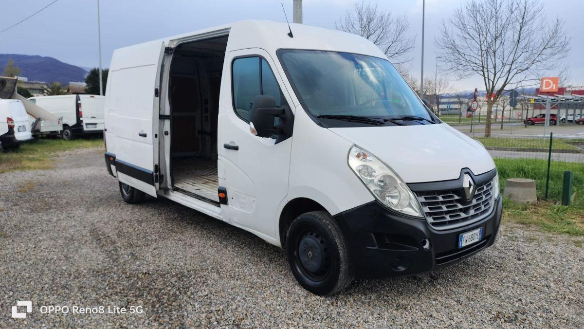 RENAULT master T35 2.3 dci 130cv L3H2 Ice E6 master T35 2.3 dci 130cv L3H2 Ice E6