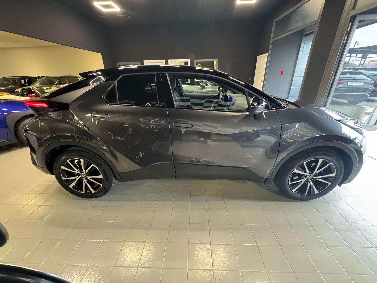 Toyota C-HR 1.8 HV Trend Pari al nuovo!