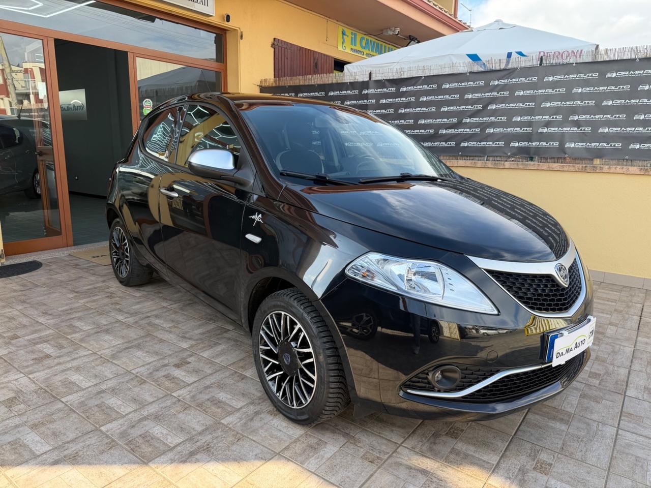 Lancia Ypsilon 1.2 69 CV GPL Ecochic Gold