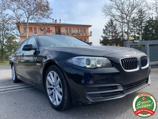 BMW 520 d Touring Luxury Tetto Navi Pelle Xeno