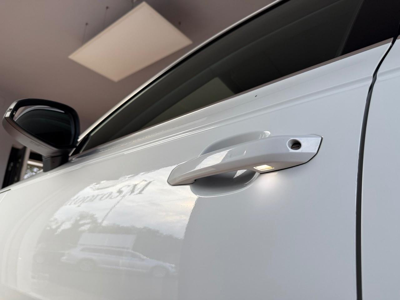 Audi A4 Avant 40 TDI quattro Sport/led/perla