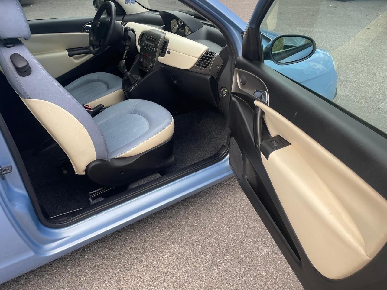 Lancia Ypsilon 1.2 16V Platino Benzina per Neopatentati