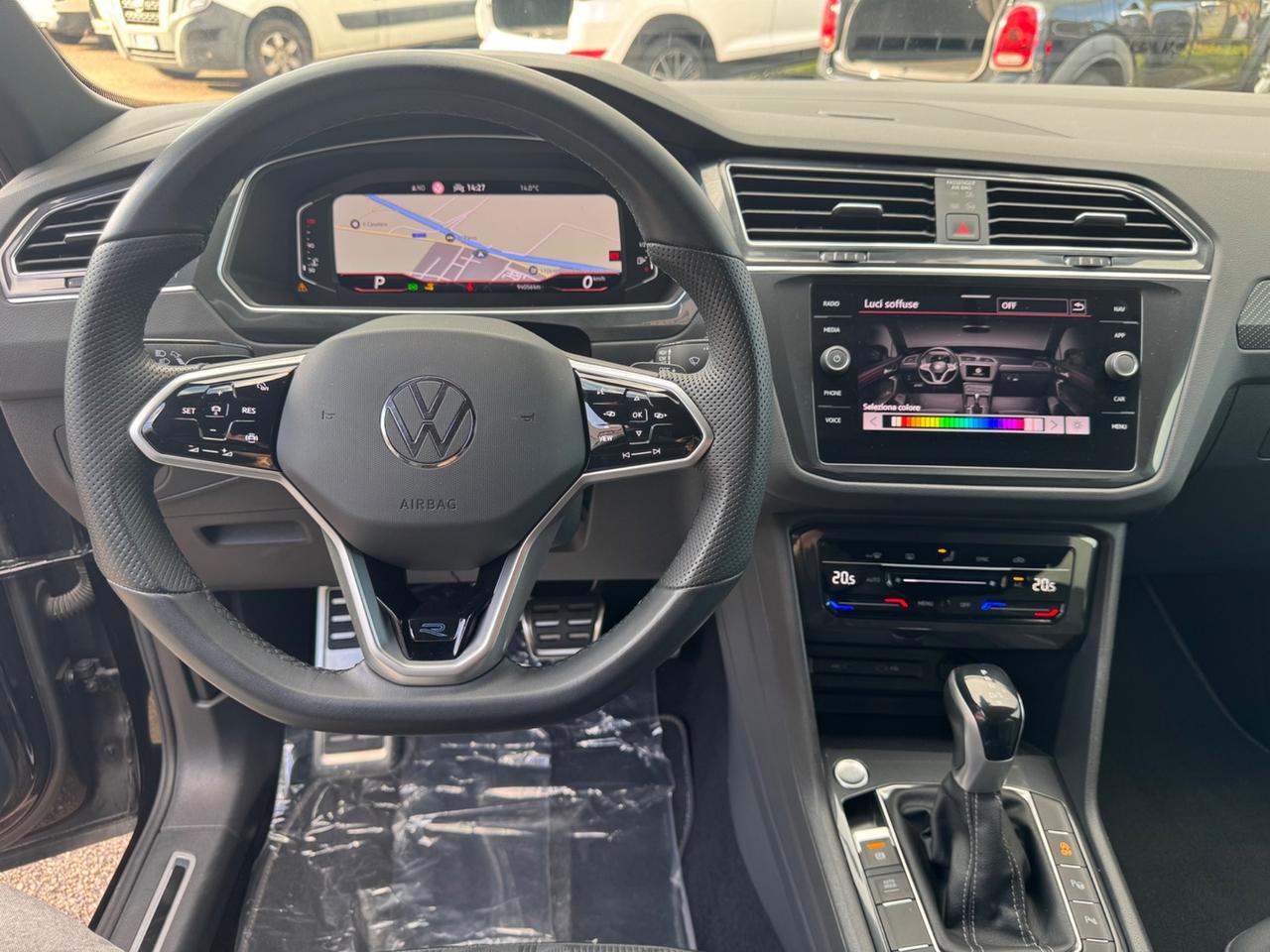 Volkswagen Tiguan 2.0 TDI 150 CV SRC DSG R-Line FULL SERVICE