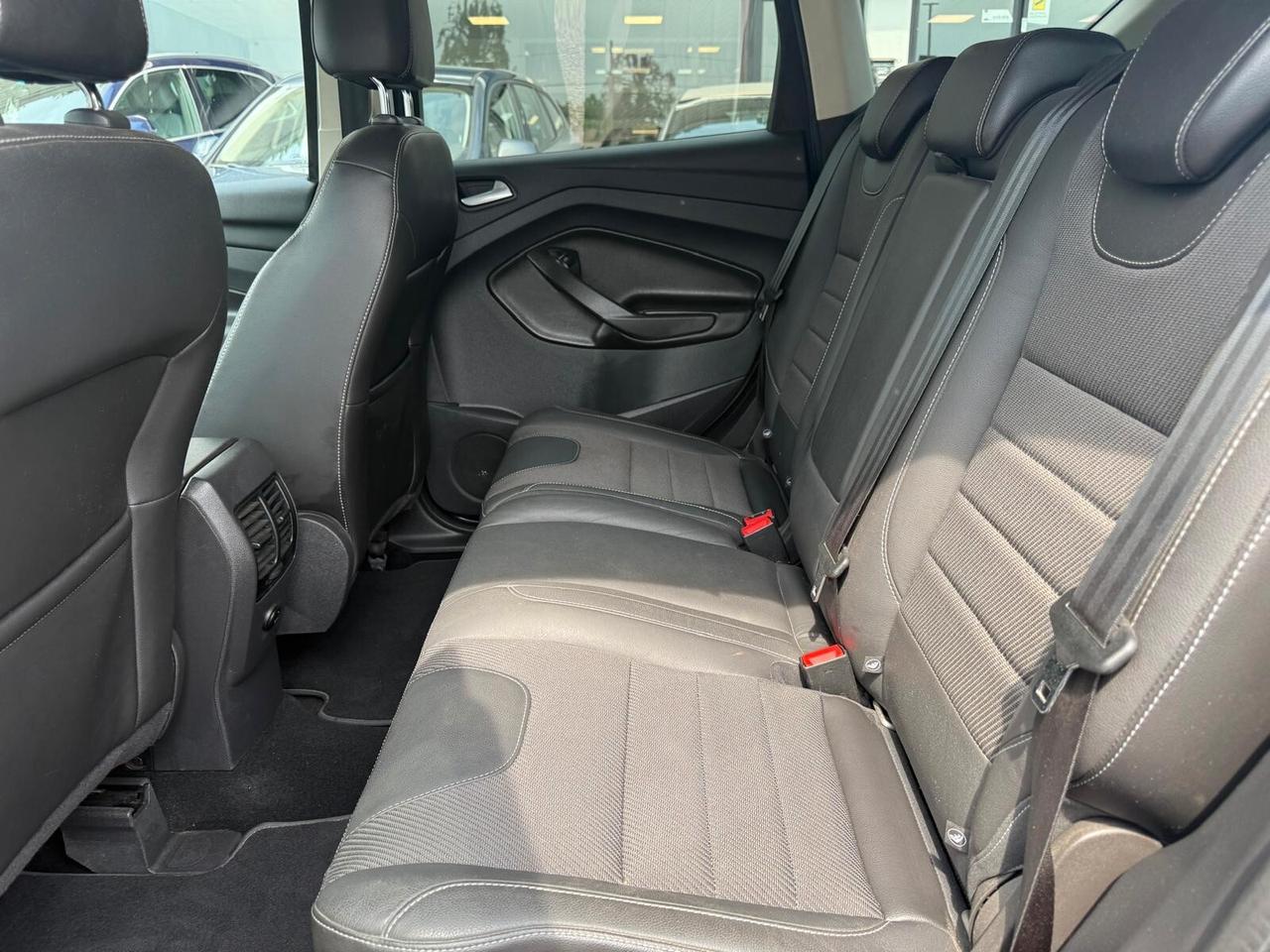 Ford Kuga 2.0 TDCI 120 CV S&S 2WD Titanium Business