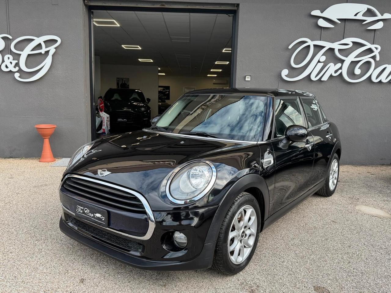 MINI COOPER D 1.5 116CV 85KW NAVI CRUISE OK NEOPATENTATI ANNO 2016