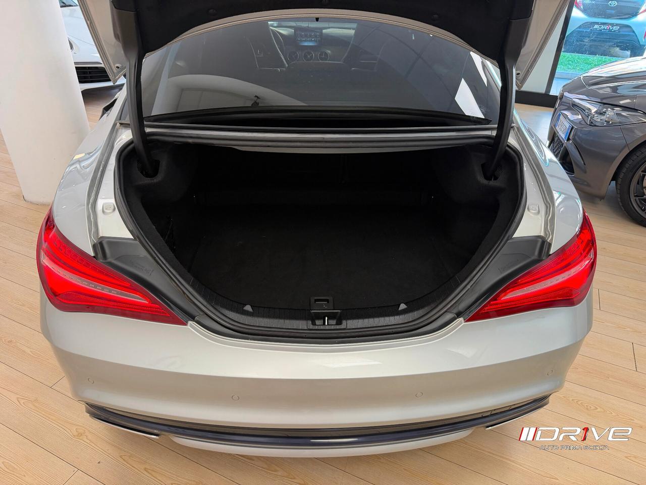 MERCEDES CLA (C/X117) CLA 200 d 4Matic A...