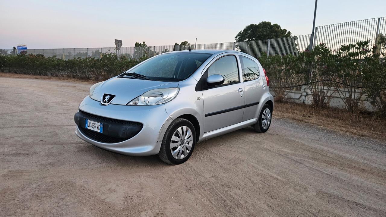 Peugeot 107 1.0 68CV 5p. Sweet Years