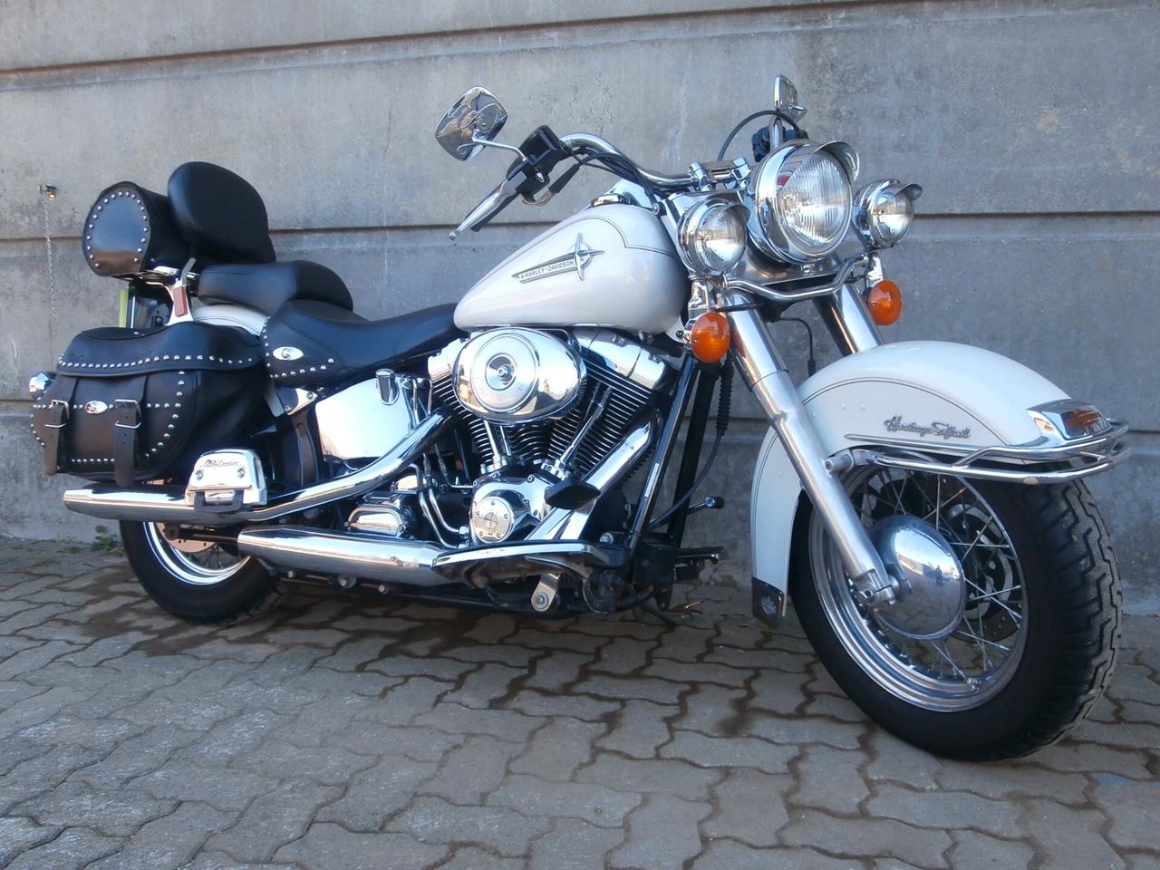 Harley-davidson 1450 Heritage Softail Classic del 2000 compreso trapasso, tagliando, garanzia