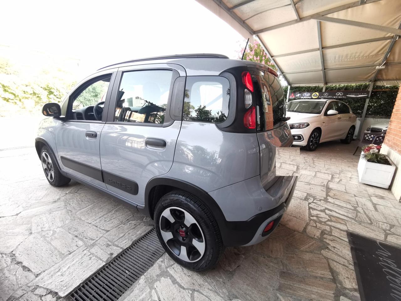 Fiat Panda 1.0 FireFly S&S Hybrid City Cross