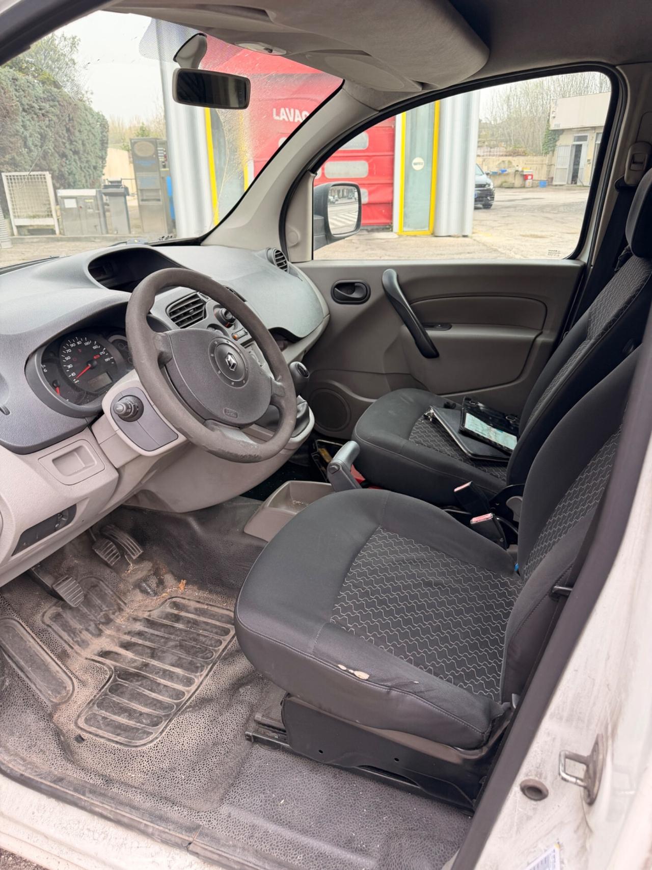Renault Kangoo 1.5dci motore cambio carrozzeria va bene