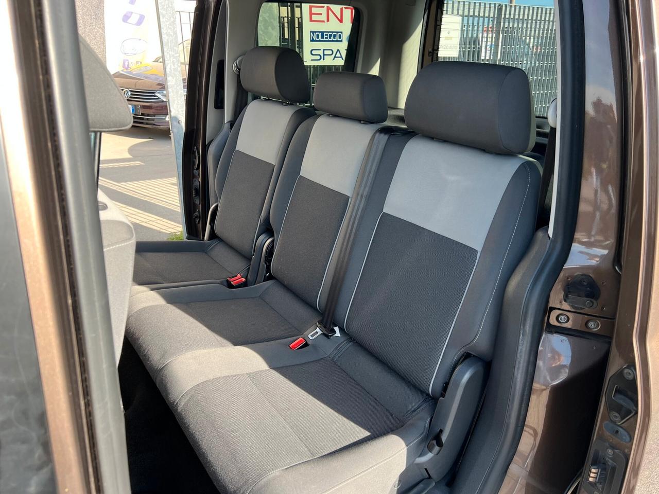 Volkswagen Caddy 1.6 TDI 102 CV DSG 5p. Trendline