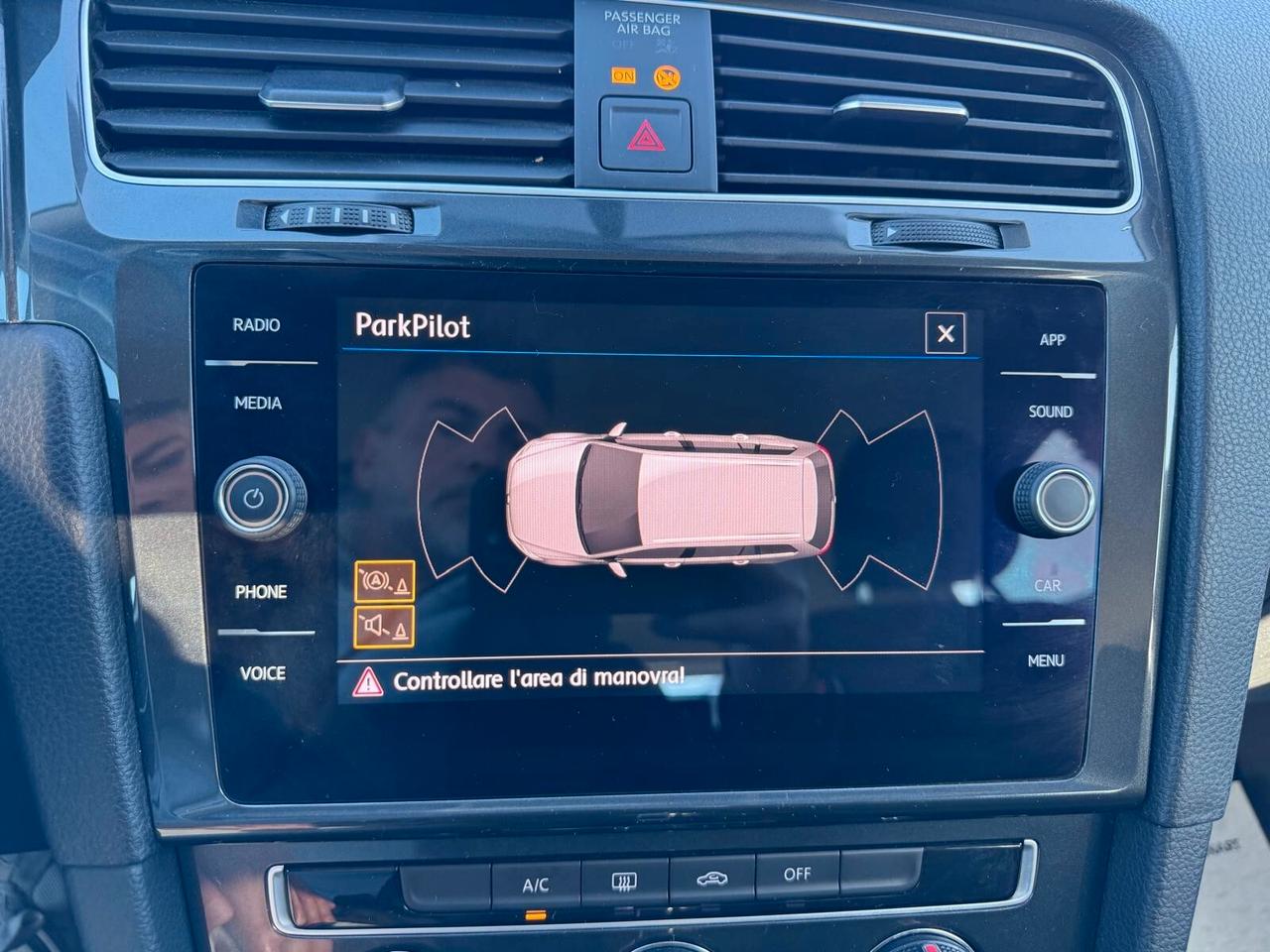 Volkswagen Golf Variant 7.5 1.6 TDI 115CV DSG EXECUTIVE BMT 2019