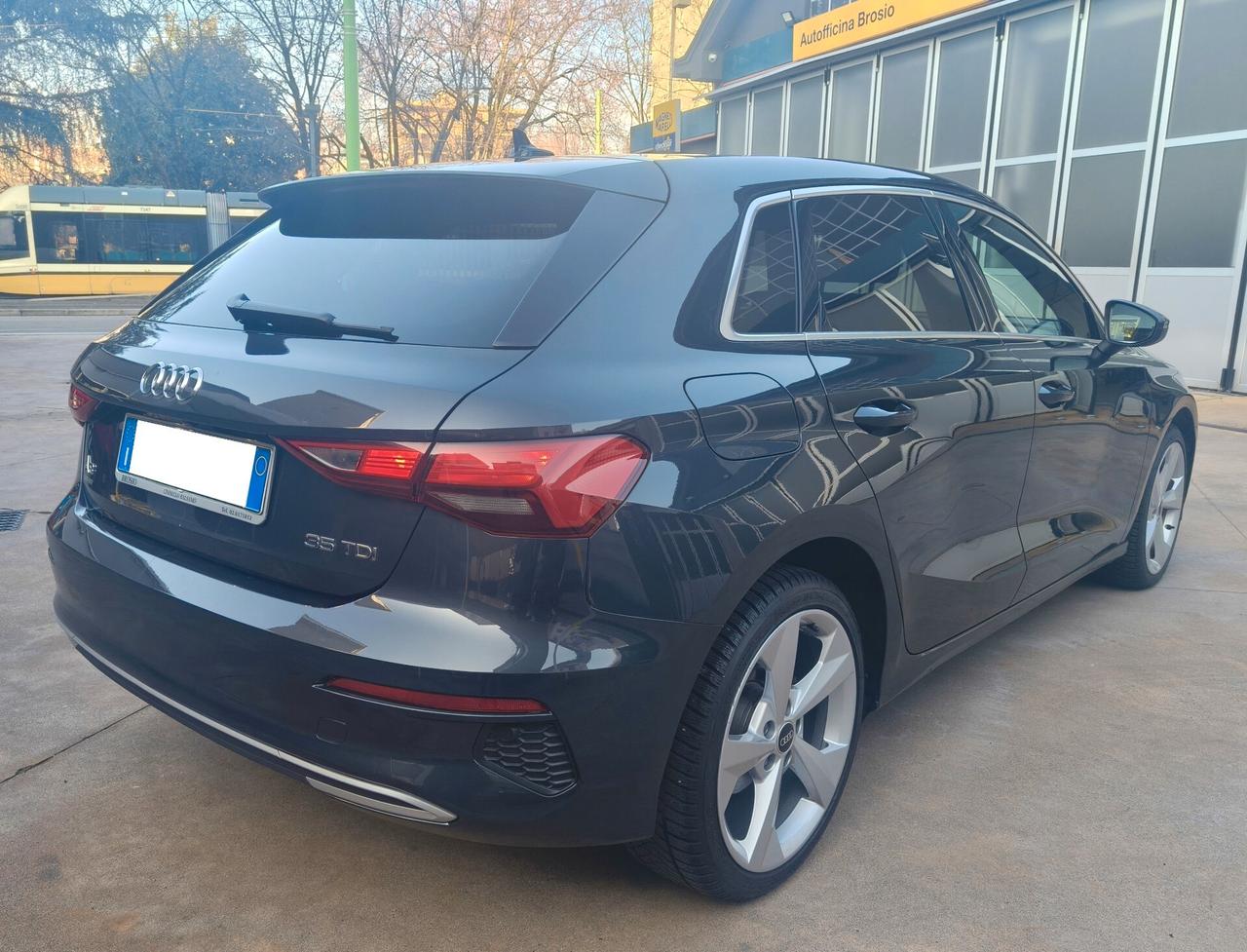 Audi A3 Sedan 35 TDI S tronic Business Advanced