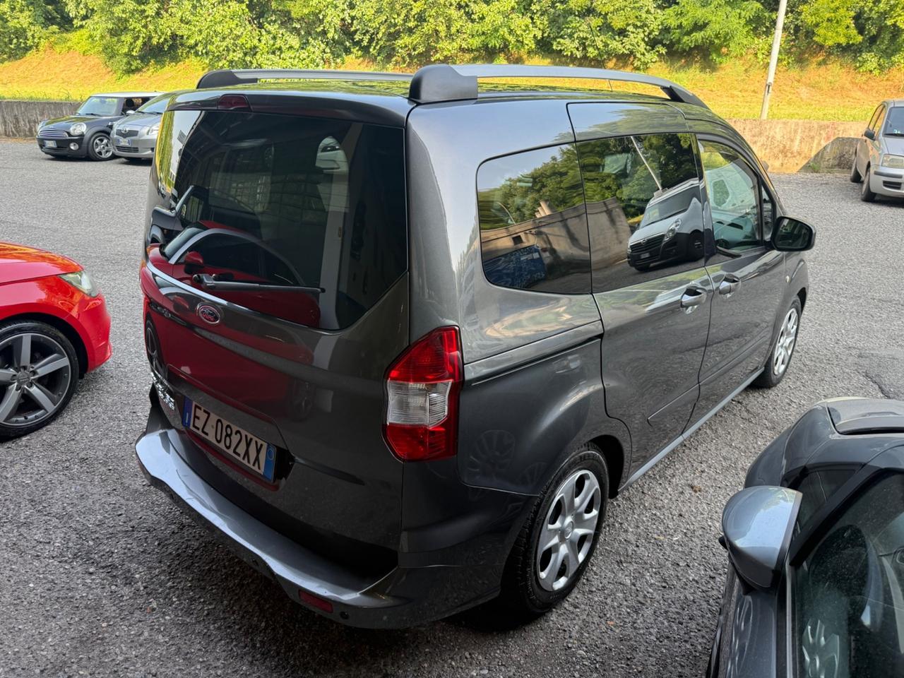Ford Tourneo Courier Tourneo Courier 1.5 TDCI 75 CV Titanium