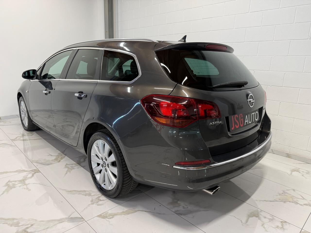 Opel Astra 2.0 CDTI 165CV Sports Tourer aut. Cosmo