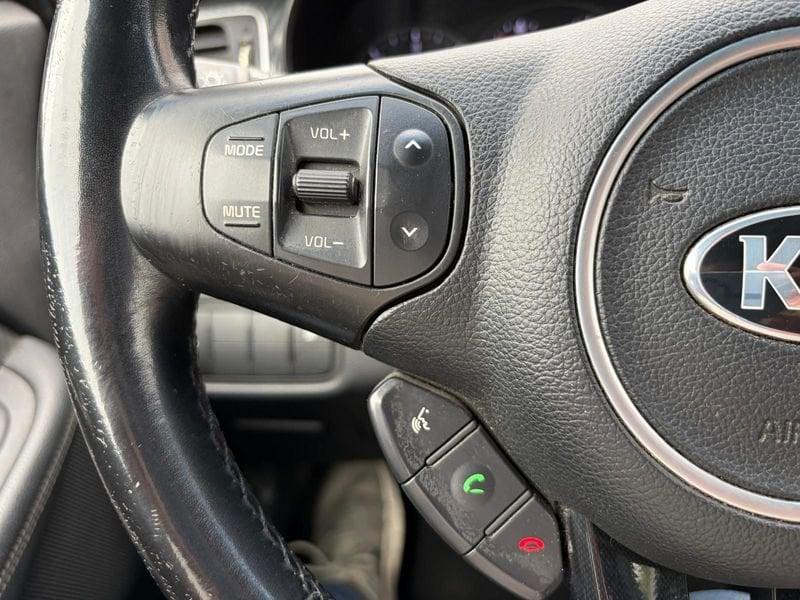 Kia Carens 1.7 CRDi 115 CV Class 7 posti