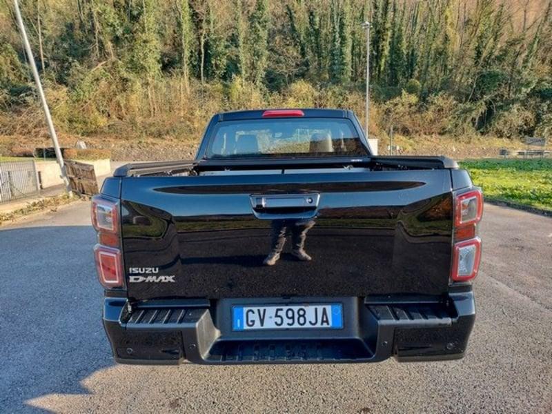 Isuzu D-Max N60 D-MaX N60 1.9 Space Cab FF 4X4 A/T con Shutter lid!!