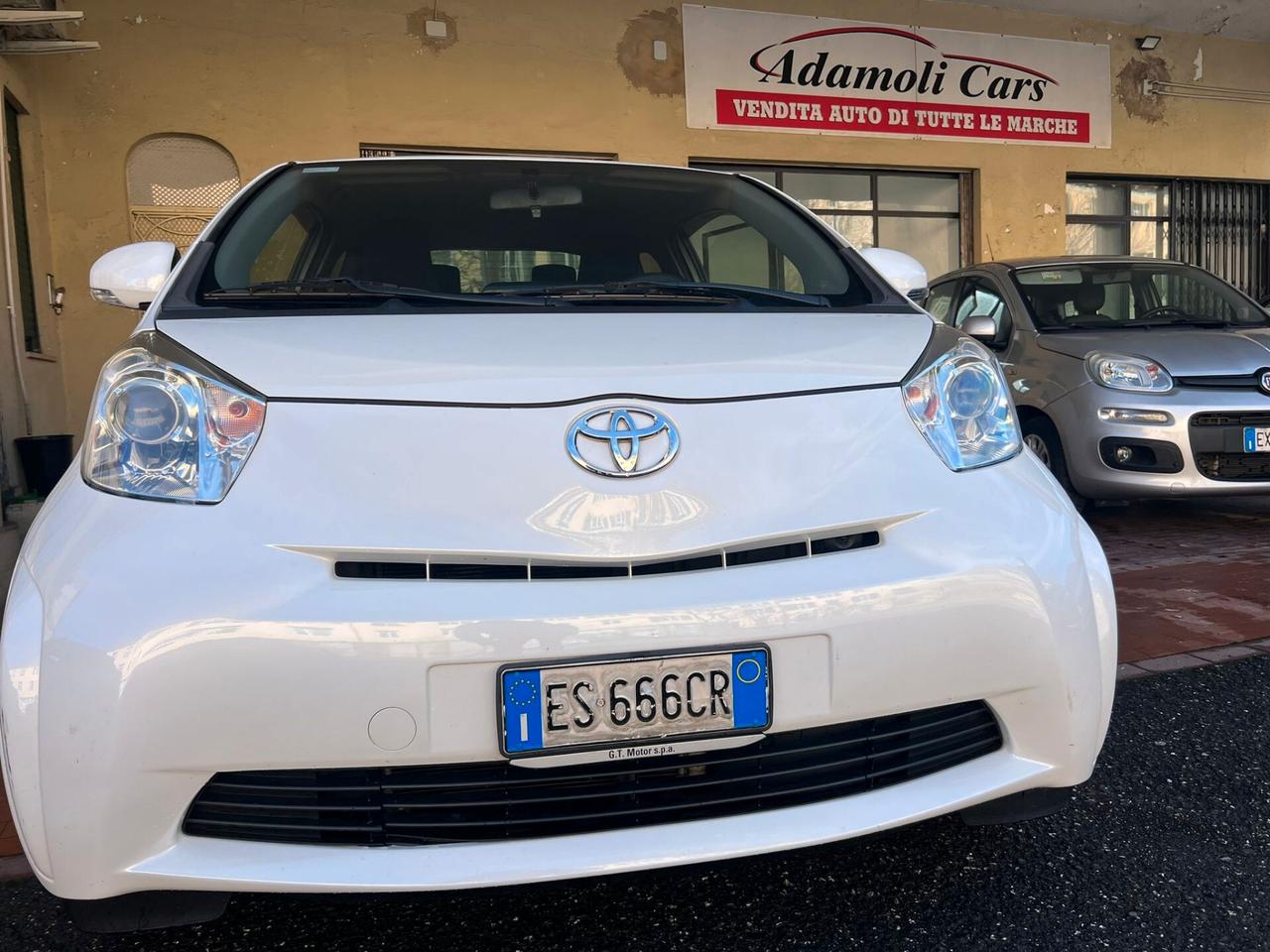 Toyota iQ 1.0 CVT Trend