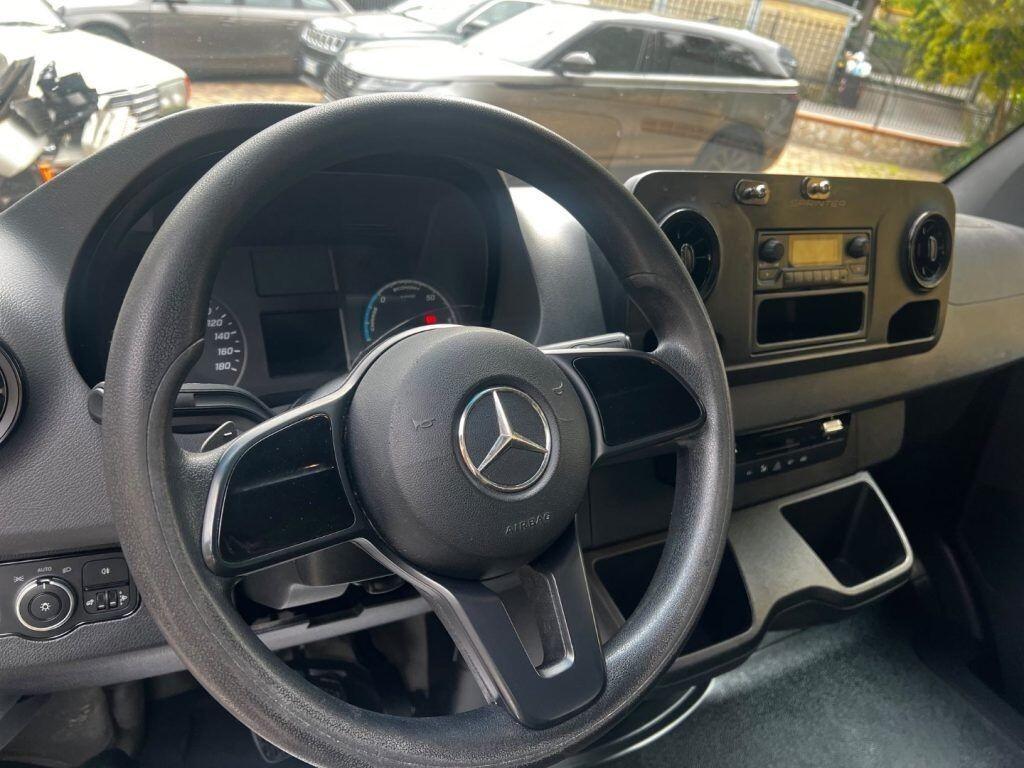 MERCEDES-BENZ ESPRINTER ARMADA ESPRINTER KA