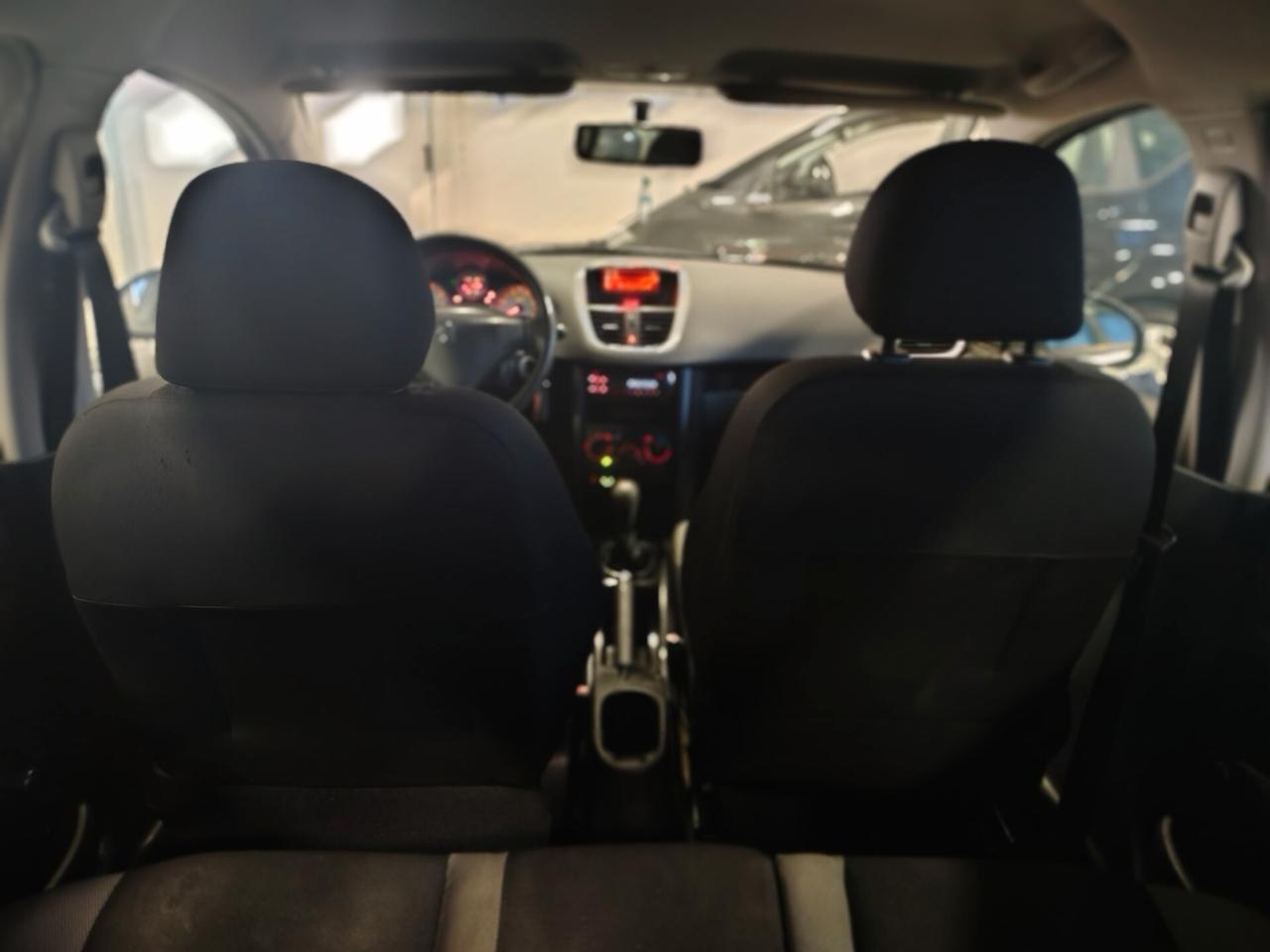 Peugeot 207 1.4 GPL - Ideale per risparmiare – Pronta all'uso
