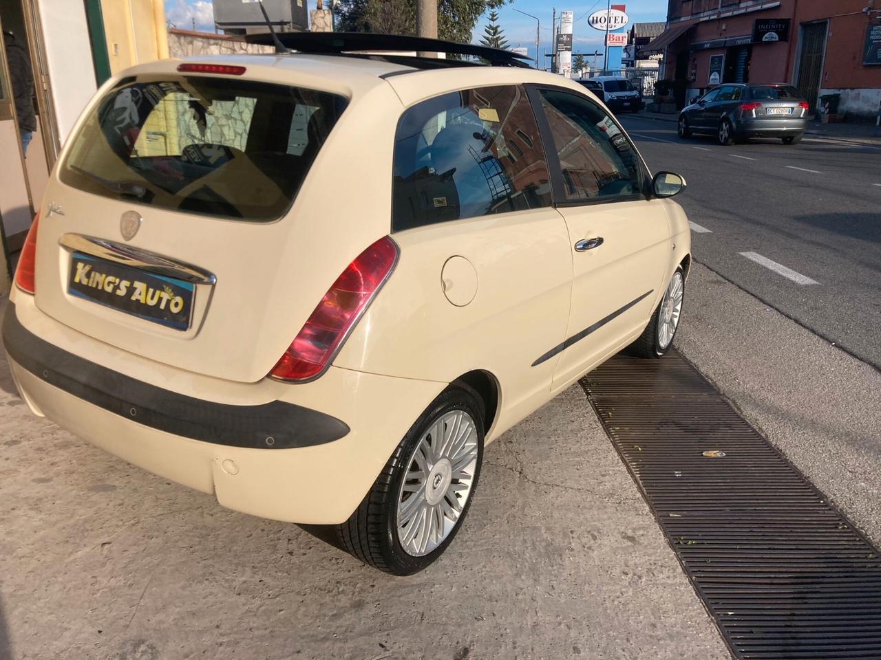 Lancia Ypsilon 1.4 16V Platino TETTO APRIBILE FULL