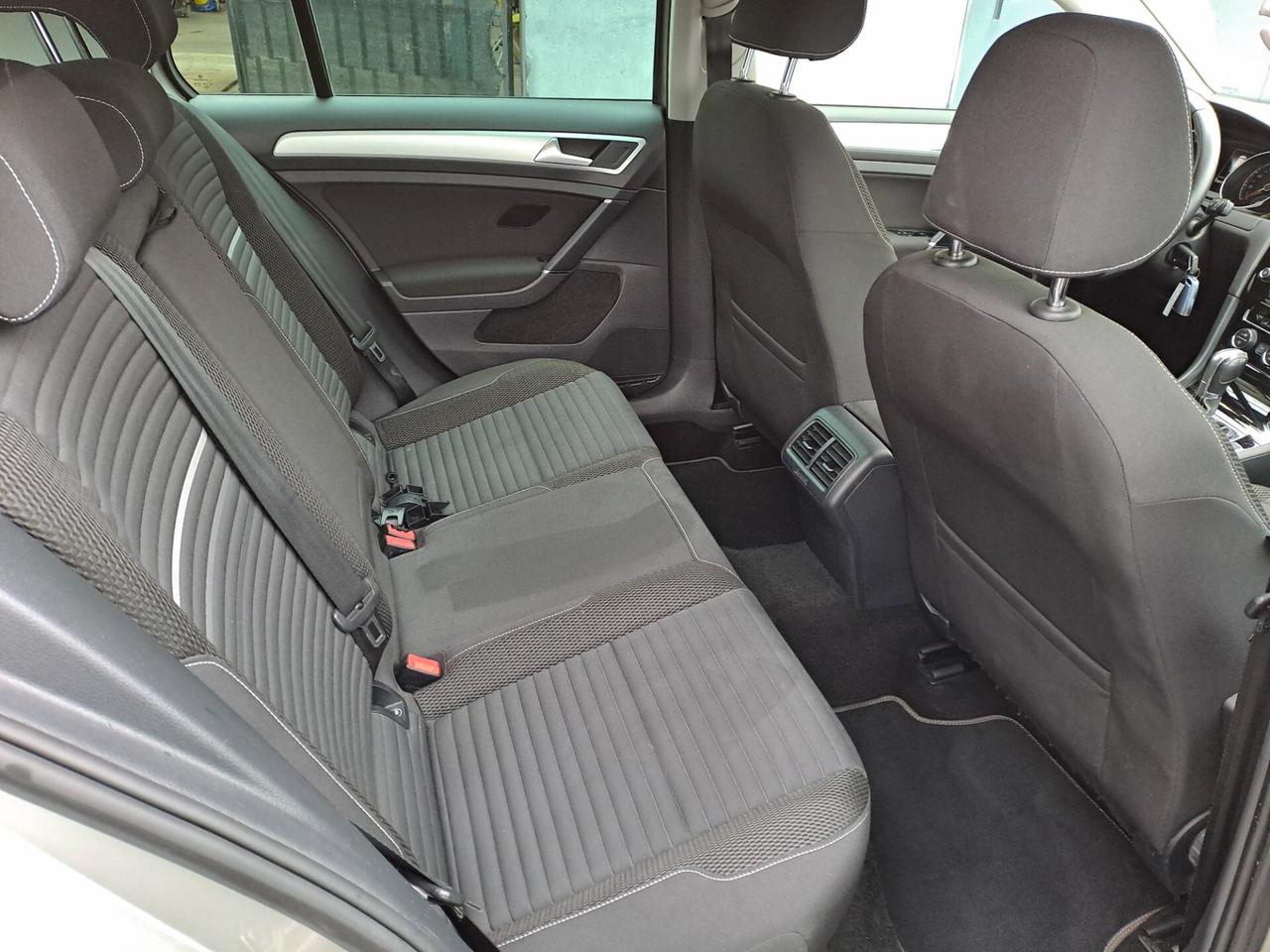 VOLKSWAGEN GOLF 1.6 TDI 110CV DSG COMFORTLINE - EURO6B