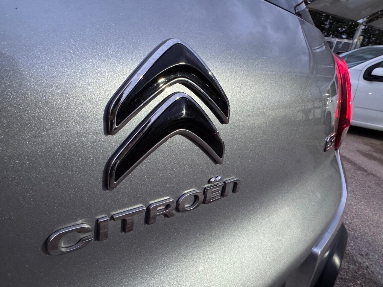 Citroen C3 HDi Shine Pack Tetto nero Retroc Keyles