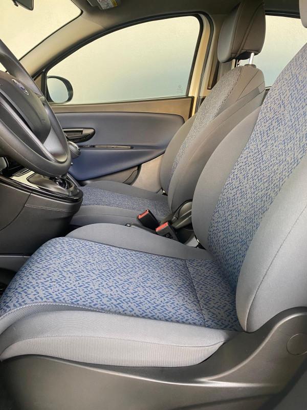 Lancia Ypsilon 1.0 firefly hybrid Gold s&s 70cv 5p.ti