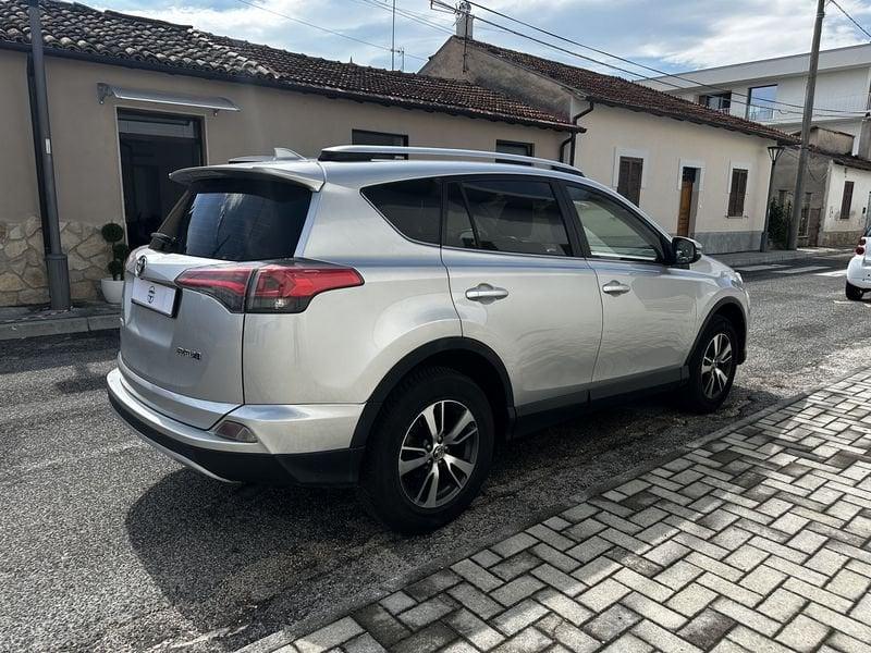 Toyota RAV4 2.0 D-4D 143cv MT Active 2WD