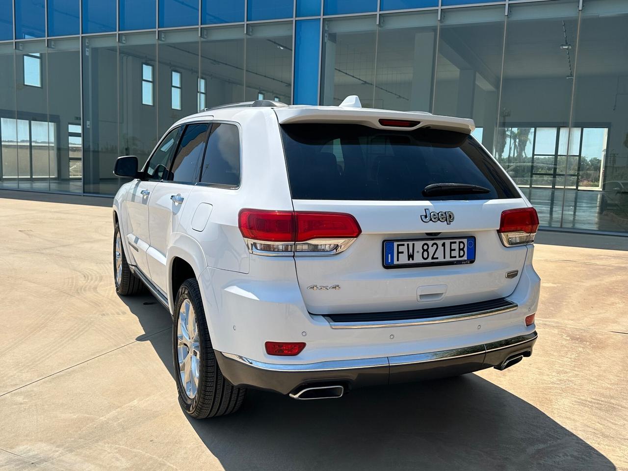 Jeep Grand Cherokee 3.0 V6 Summit offerta T-Stock prezzo imperdibile