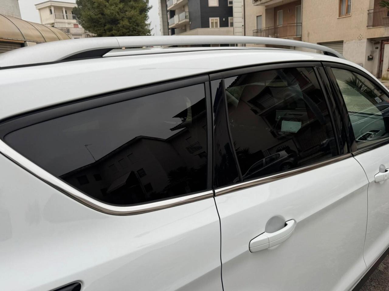 FORD KUGA 1.5 TDCI 120 CV. 2WD TITANIUM NAVI+RETROCAMERA