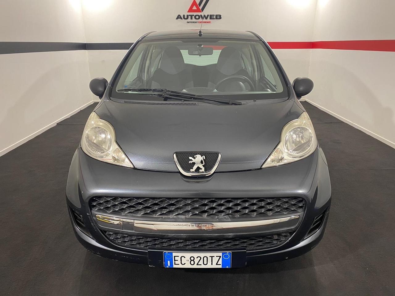 Peugeot 107 1.0 68CV 3p. Plaisir