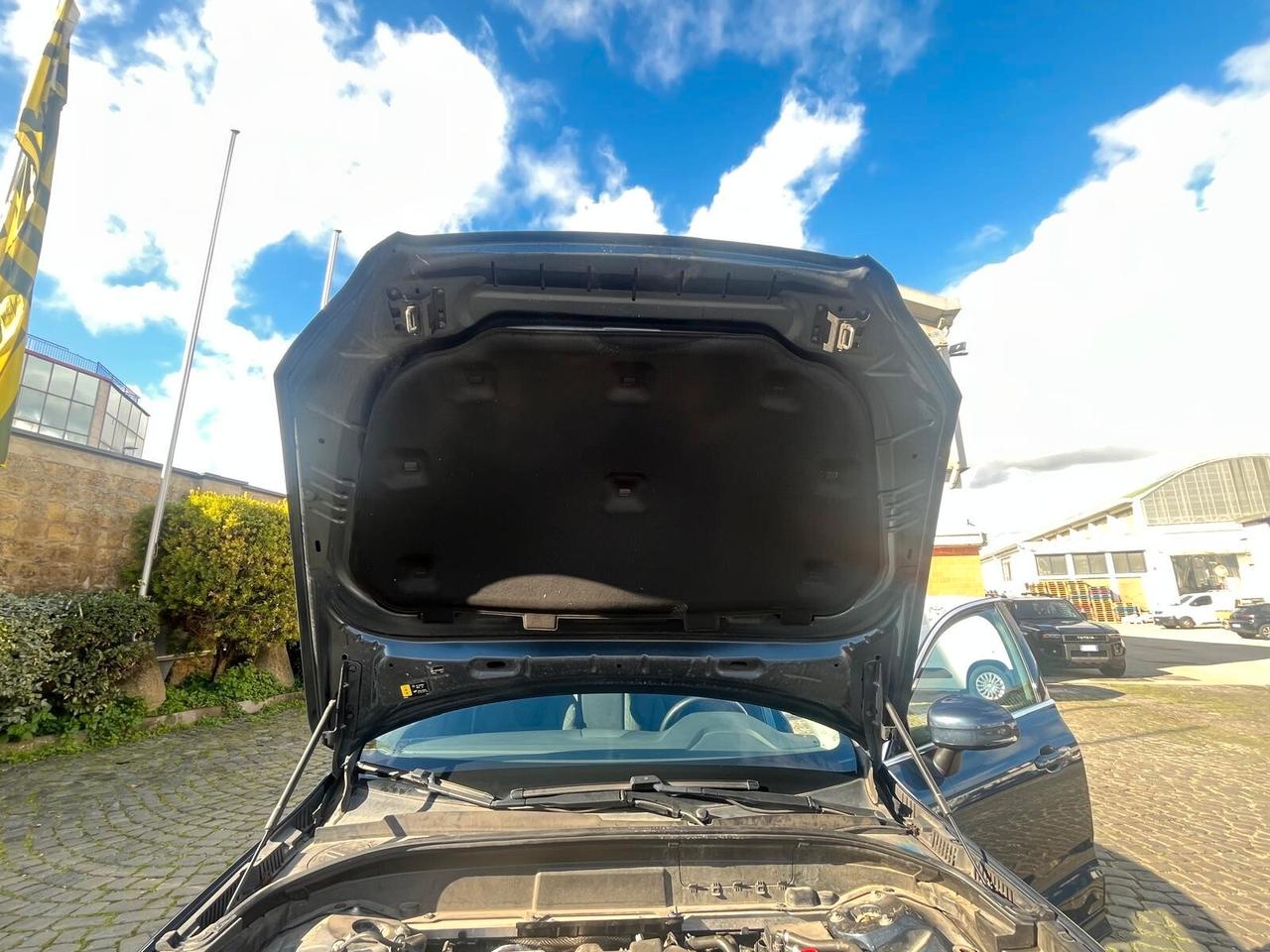 Volvo XC 60 197CV B4 Geartronic Momentum