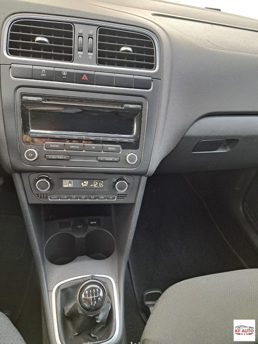 VOLKSWAGEN - Polo 1.2 Comfortline 70cv 5p