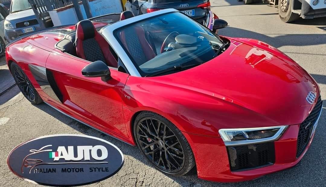 Audi R8 Spyder 5.2 FSI quattro S tronic