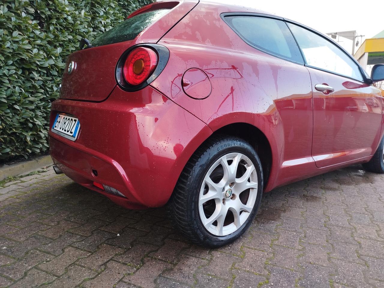 Alfa Romeo MiTo 1.4 T 120 CV GPL Upload