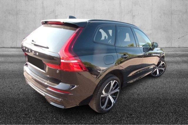 VOLVO XC60 B5 (d) AWD automatico Ultimate Dark