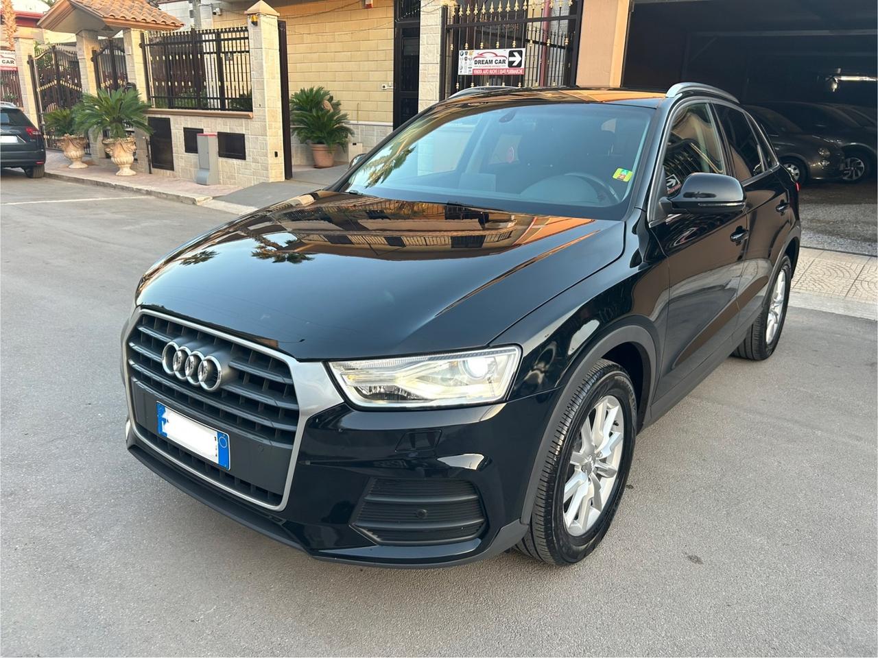 Audi Q3 2.0 TDI 120 CV Sport