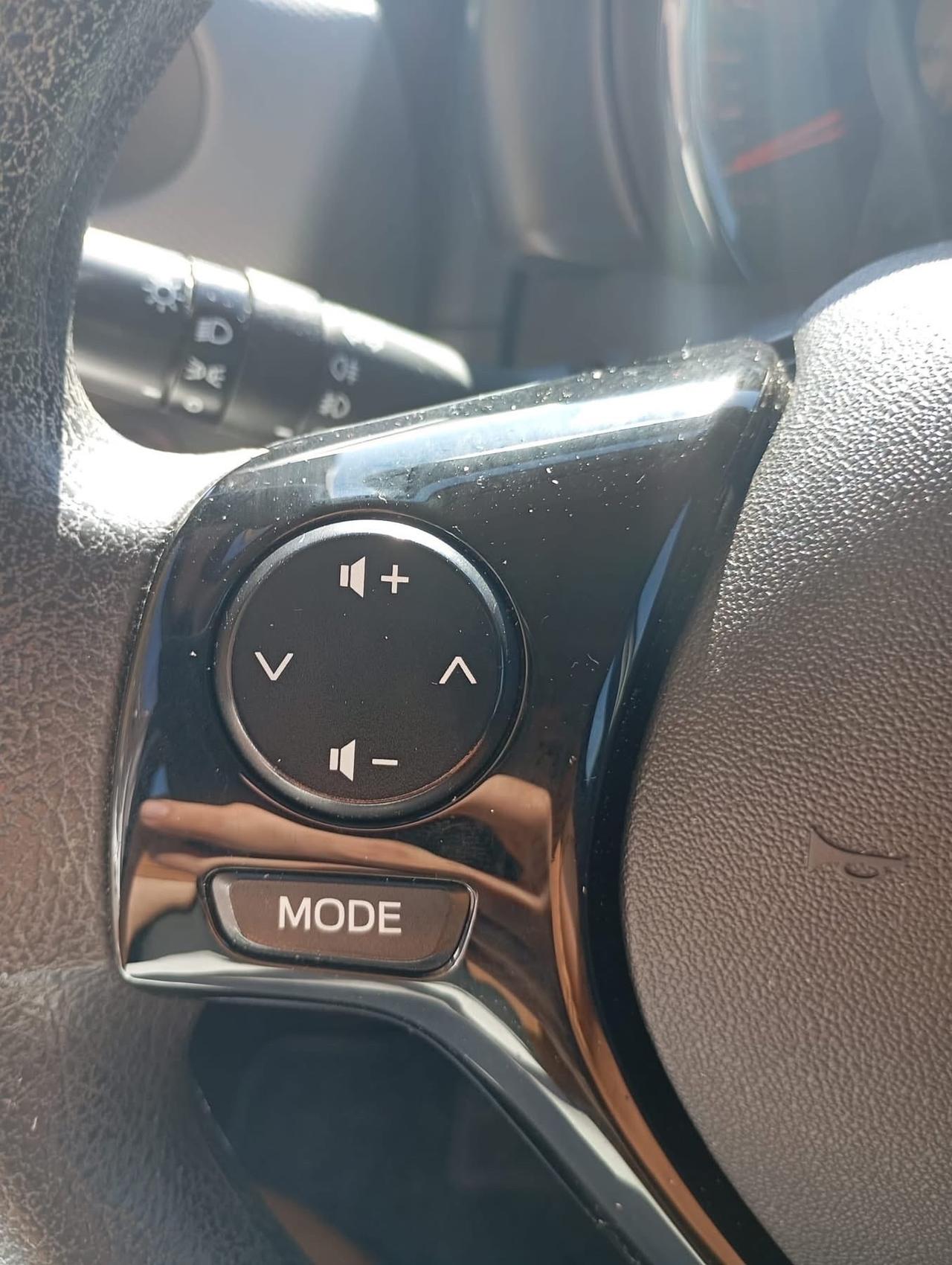 Peugeot 108 VTi 72 ETG 5 porte Allure TOP!