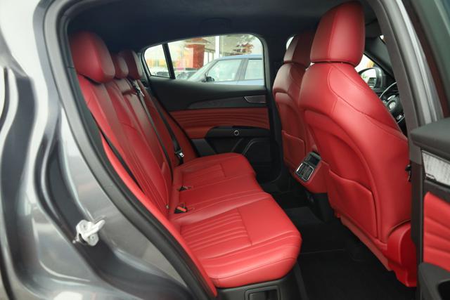 MASERATI Grecale MHEV 300 CV AWD GT Q4