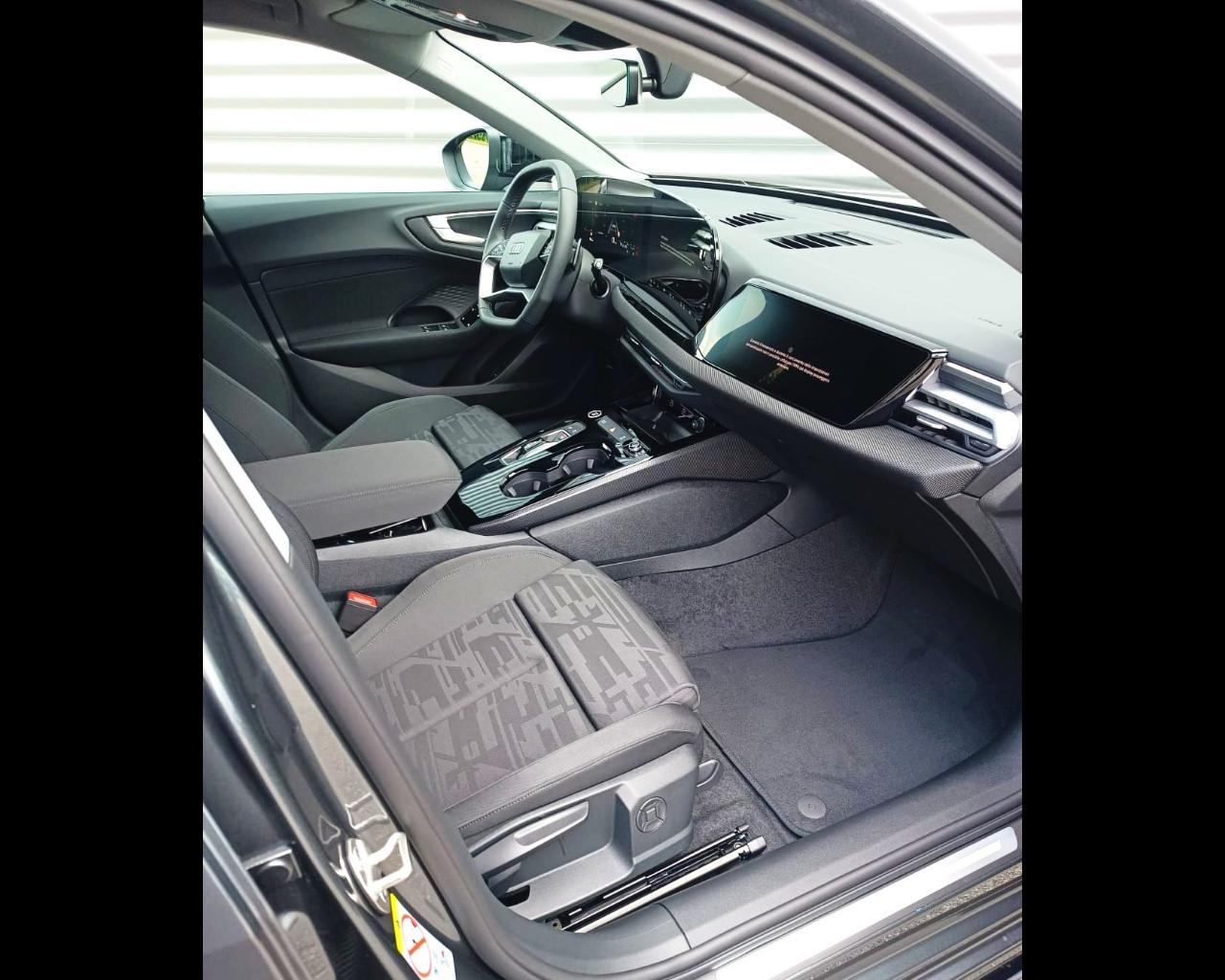 AUDI A5 AVANT TDI S TRONIC
