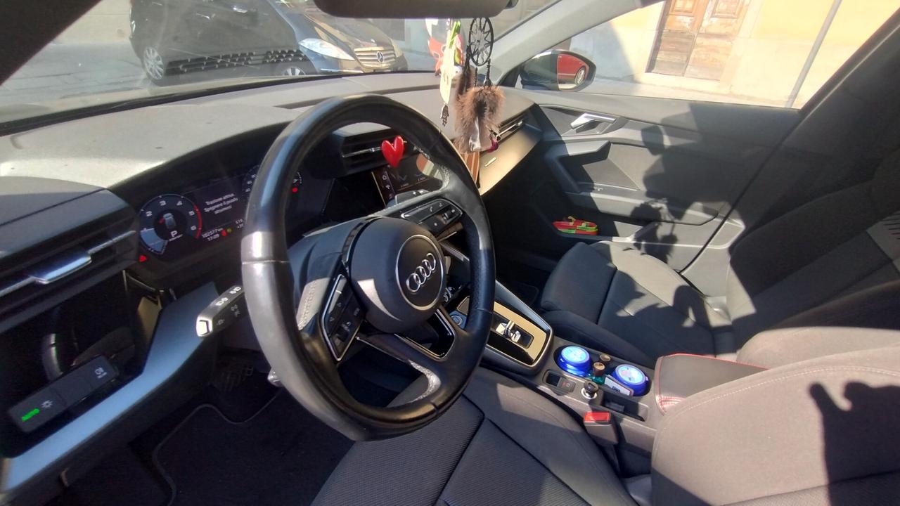 Audi A3 SPB 35 TDI S tronic line edition