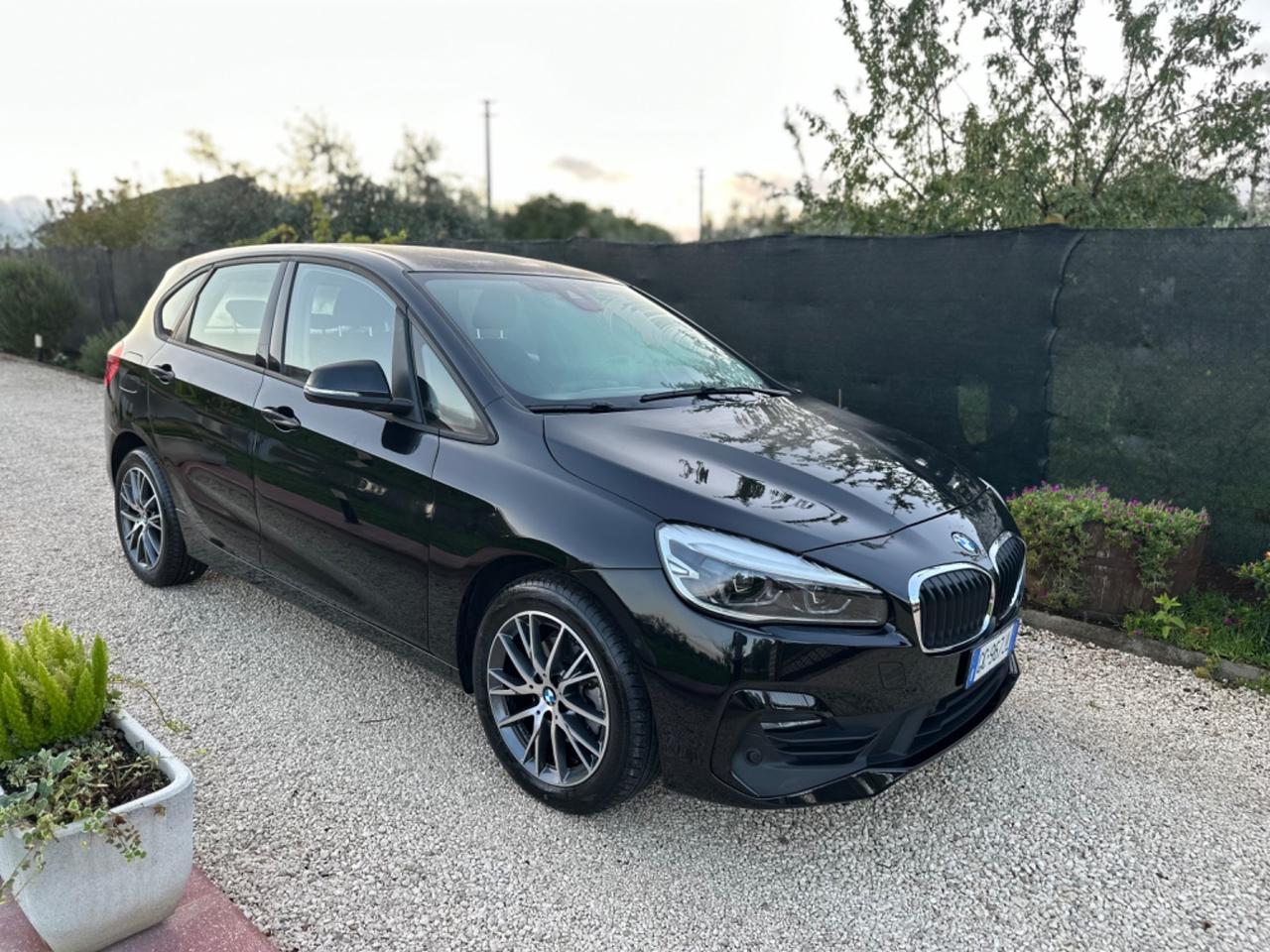 Bmw 2er Active Tourer 218i Active Tourer Luxury