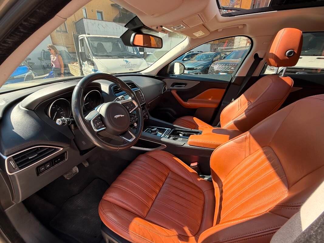 Jaguar F-Pace Jaguar F-Pace 2.0d i4 Portfolio awd 240cv auto my18