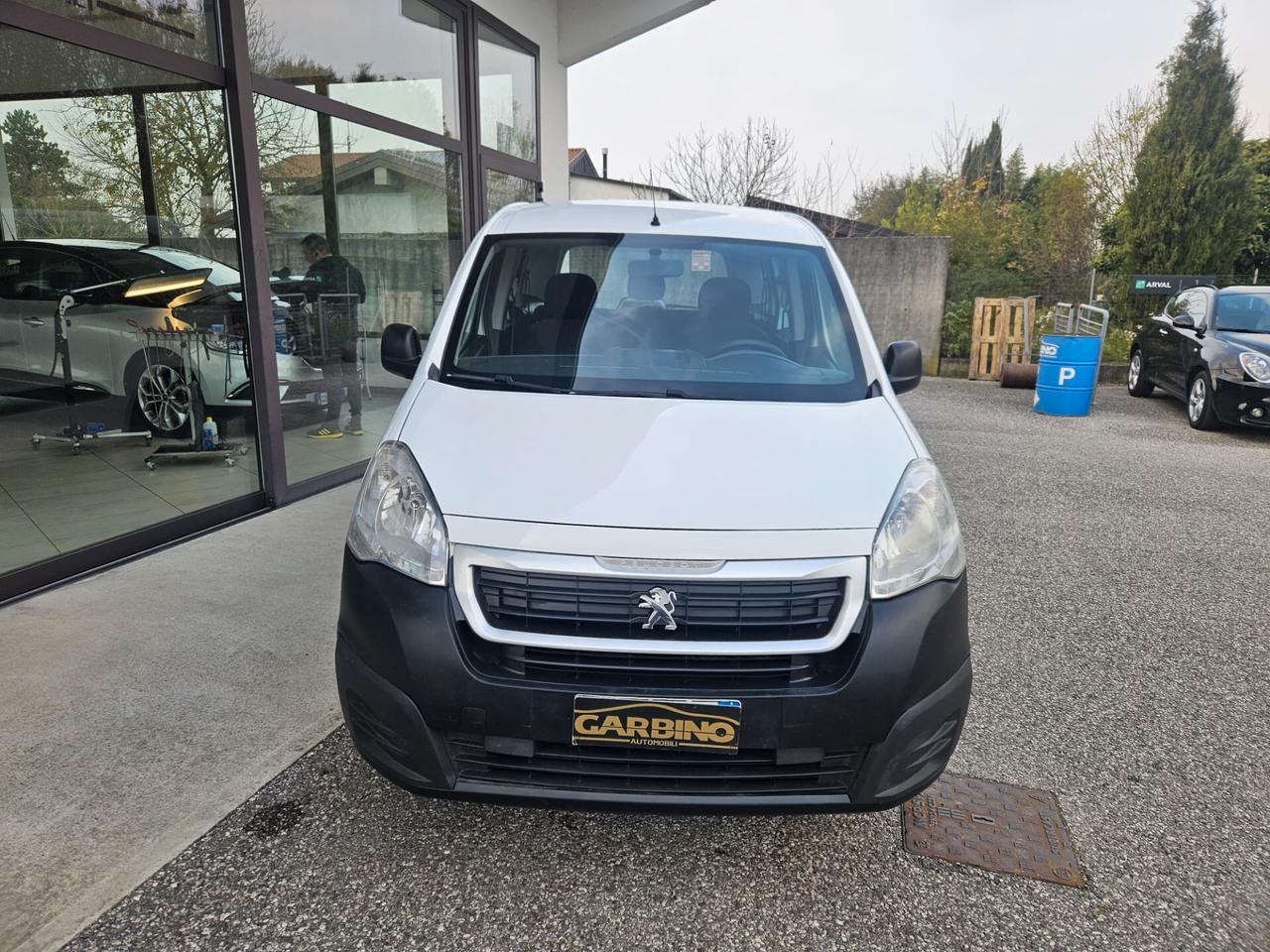 Peugeot Partner Tepee BlueHDi 75 Access