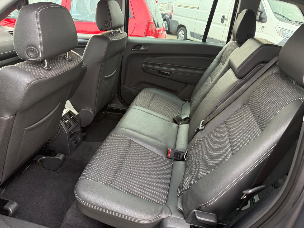 Opel Zafira 1.8 16V VVT Cosmo GPL 7POSTI